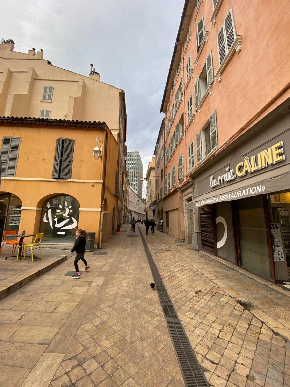 Appartement Proche Du Port Toulon Exterior foto